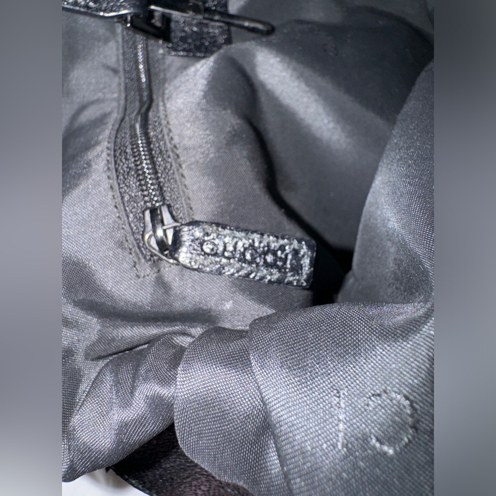 Vintage Gucci hobo bag - Picture 5 of 9